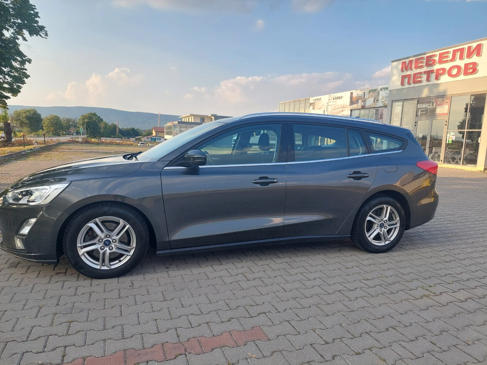 Ford Focus 2.0 - изображение 3