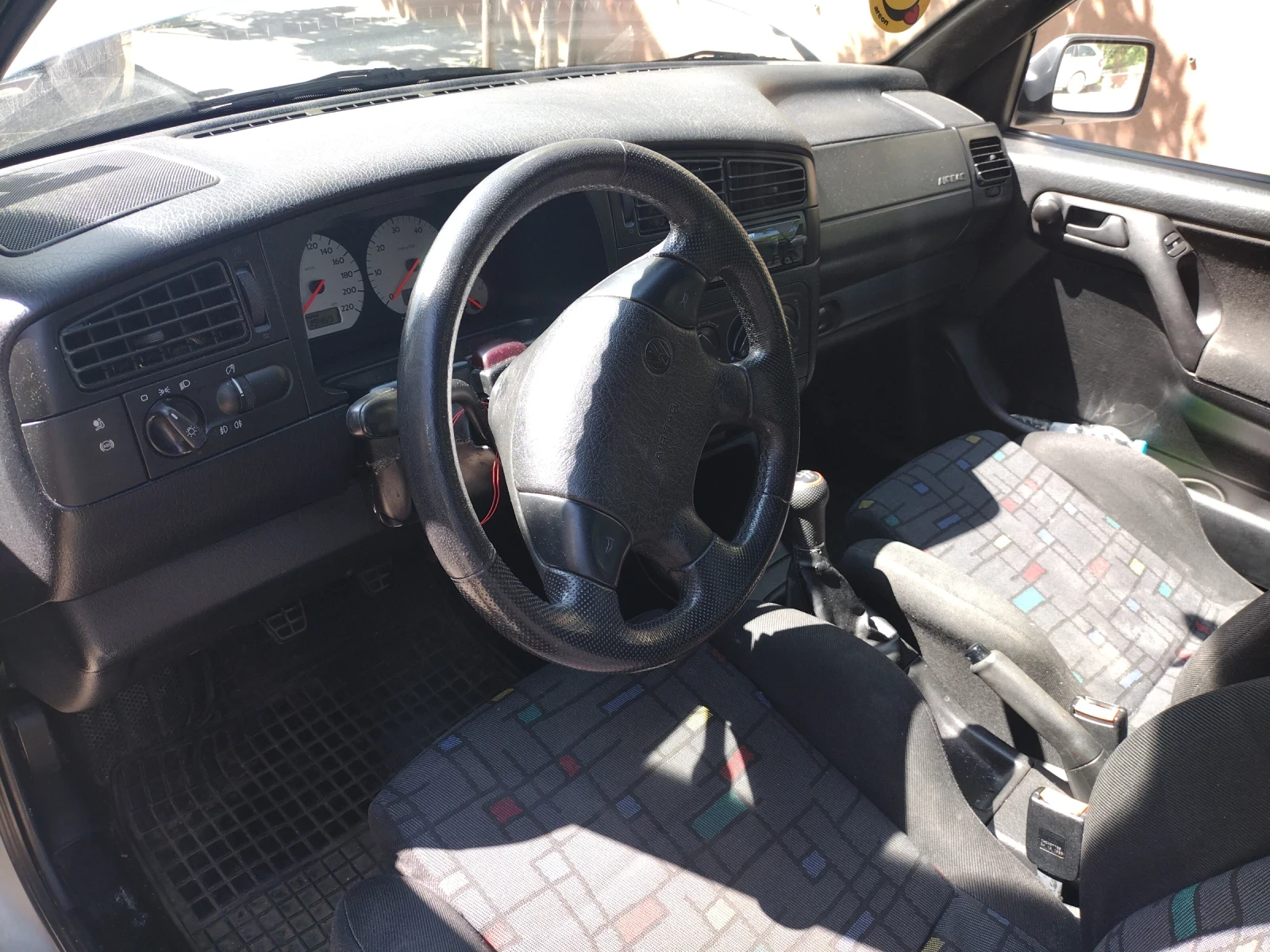 VW Golf 1600 - изображение 4