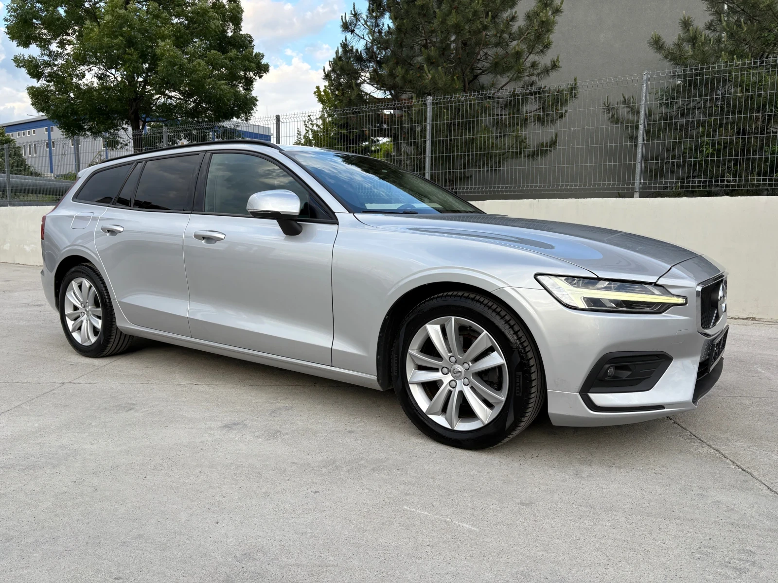 Volvo V60 4x4 Diesel D4 190кс Automatic - изображение 10