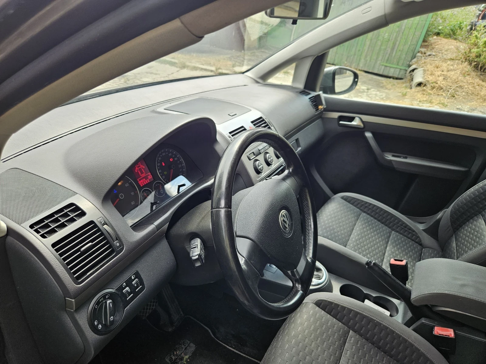 VW Touran  - изображение 8