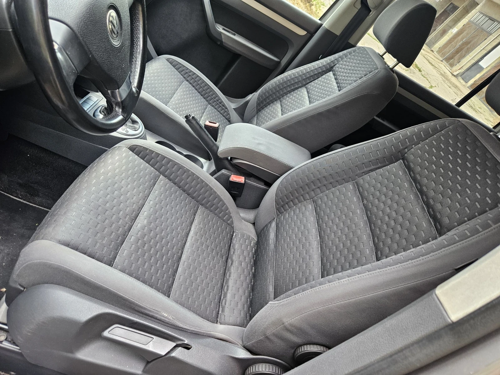 VW Touran  - изображение 5