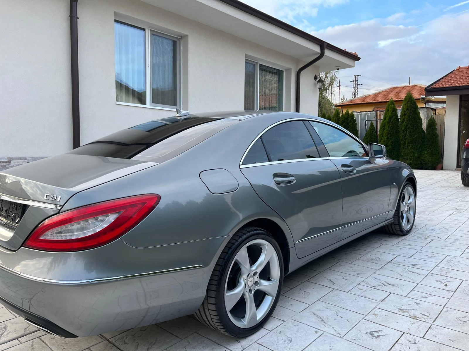 Mercedes-Benz CLS 350 3.5 CDI AVTO KOJA NAVI - изображение 4