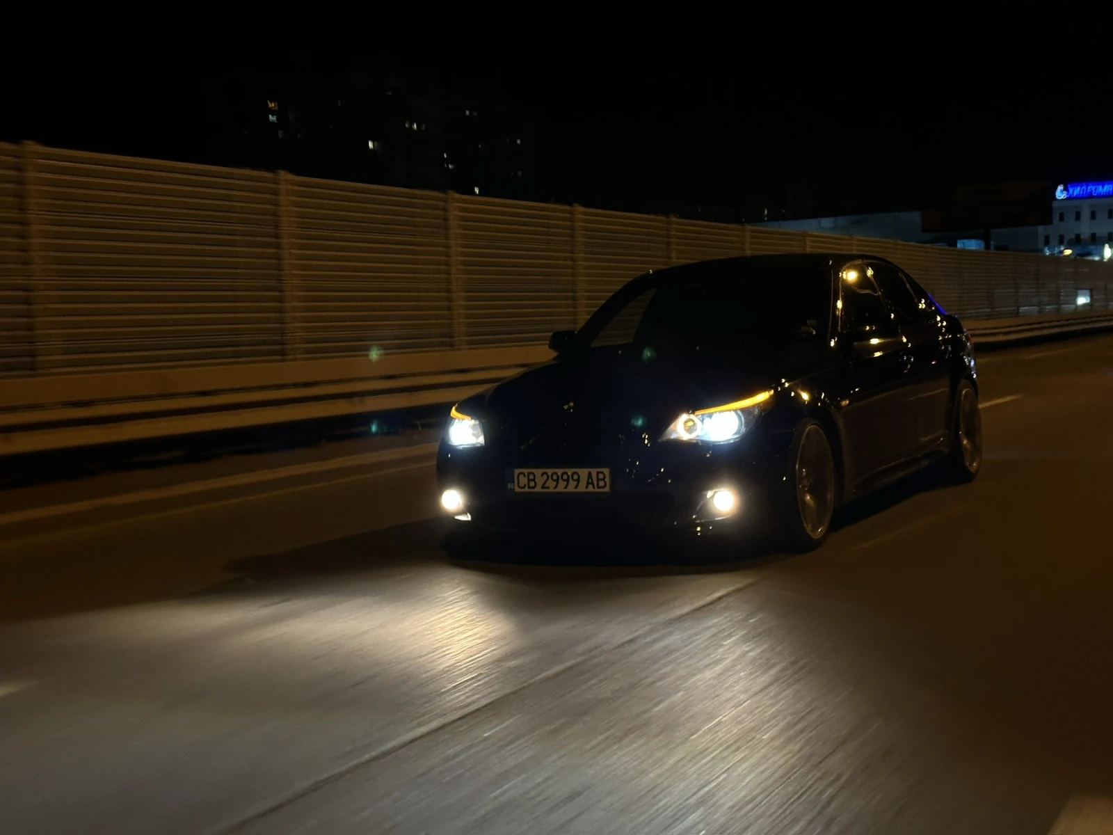 BMW 535 LCI - изображение 2