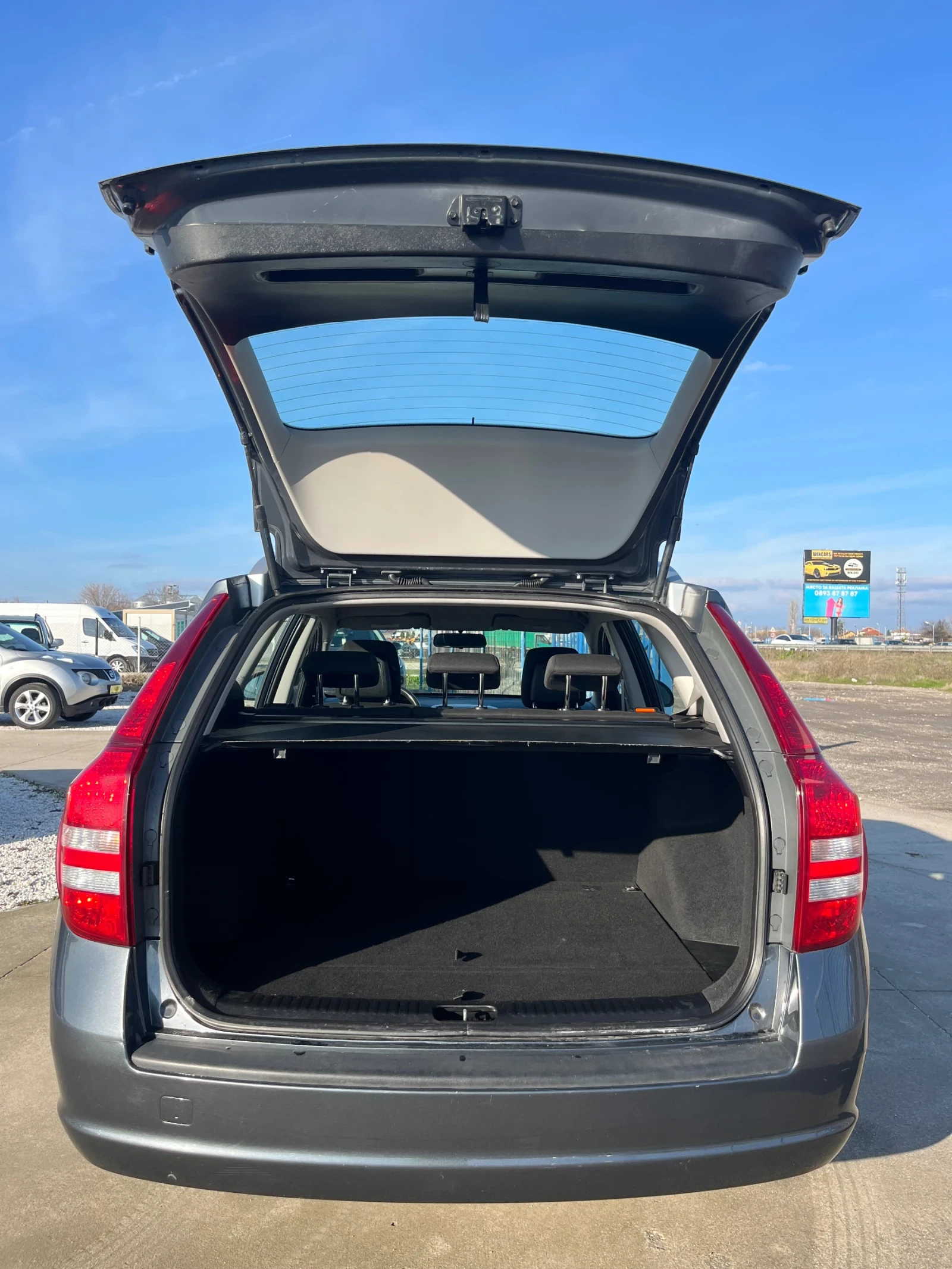 Kia Ceed 1.6 CRDi | Mobile.bg � ����������� 13