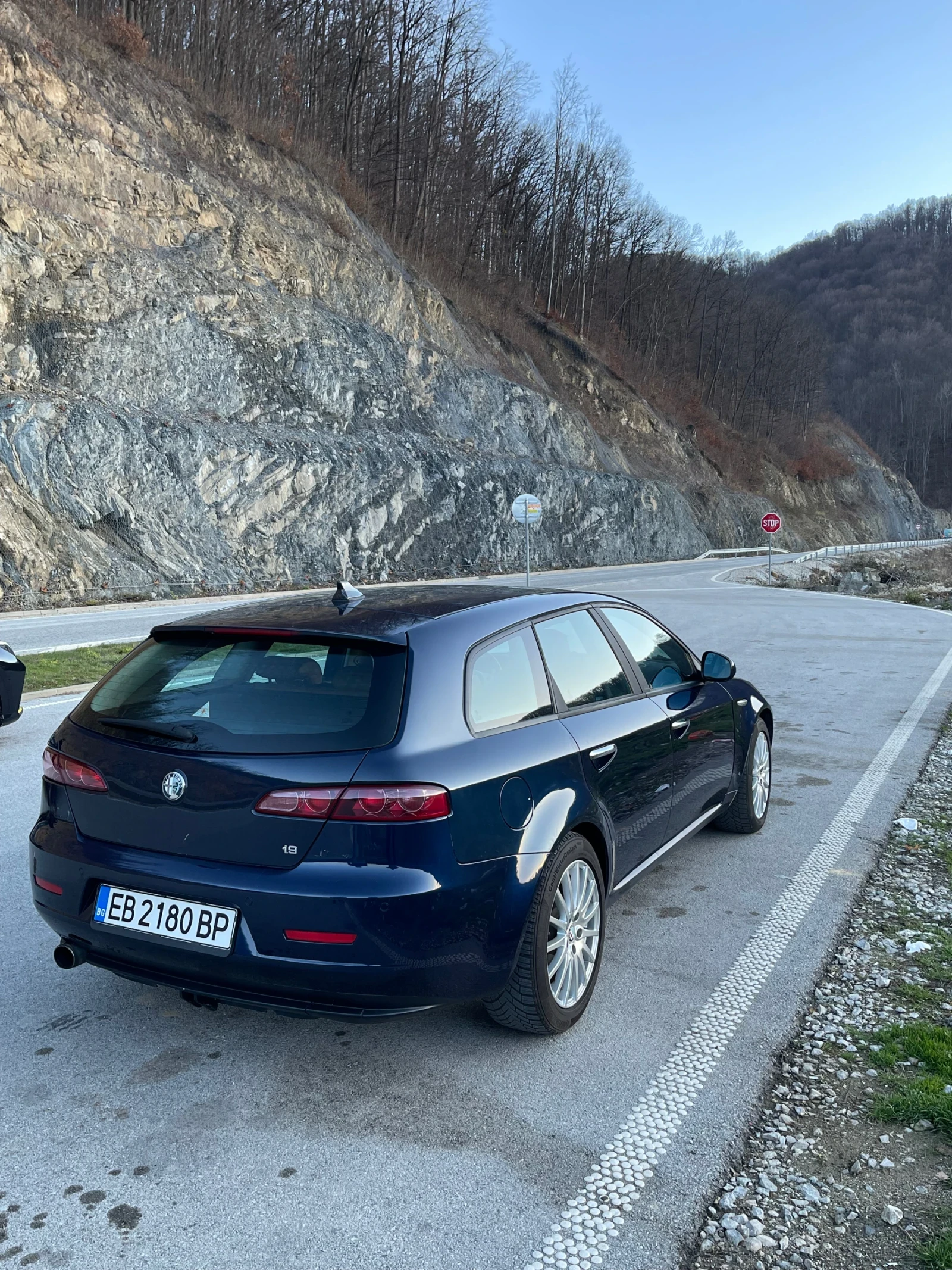 Alfa Romeo 159 sportwagon 1.9 JTDm - изображение 6