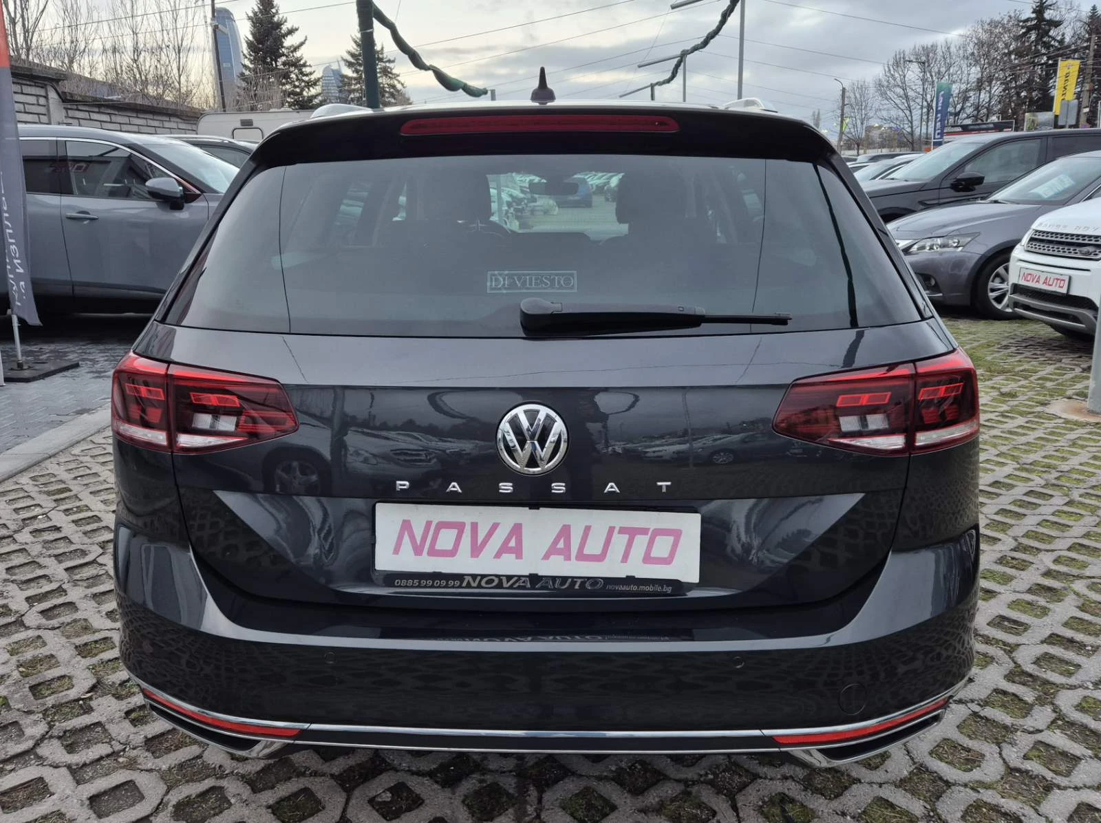 VW Passat 2.0D-EXECUTIVE-2021г-190кс-DIGITAL COCKPIT - изображение 3