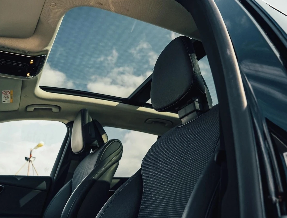 Mercedes-Benz GLC 200 4MATIC Off-Roader, снимка 7 - Автомобили и джипове - 54082129