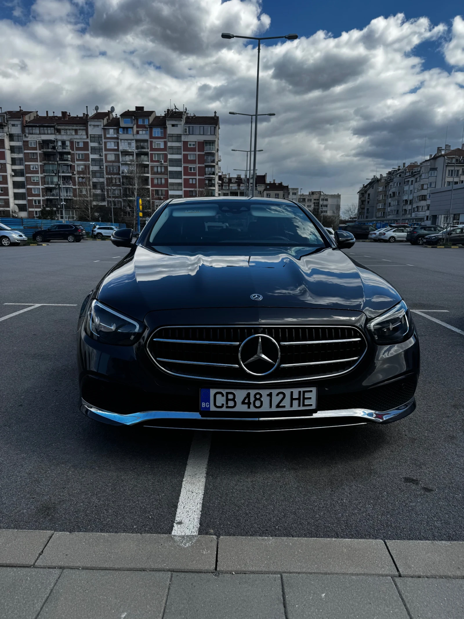 Mercedes-Benz E 200, снимка 2 - Автомобили и джипове - 54148877