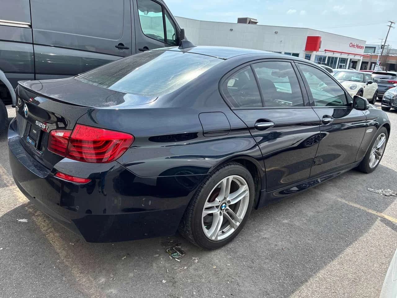 BMW 528 i xDrive * M-pack* БЕЗ ЗАБЕЛЕЖКИ* , снимка 3 - Автомобили и джипове - 54168959