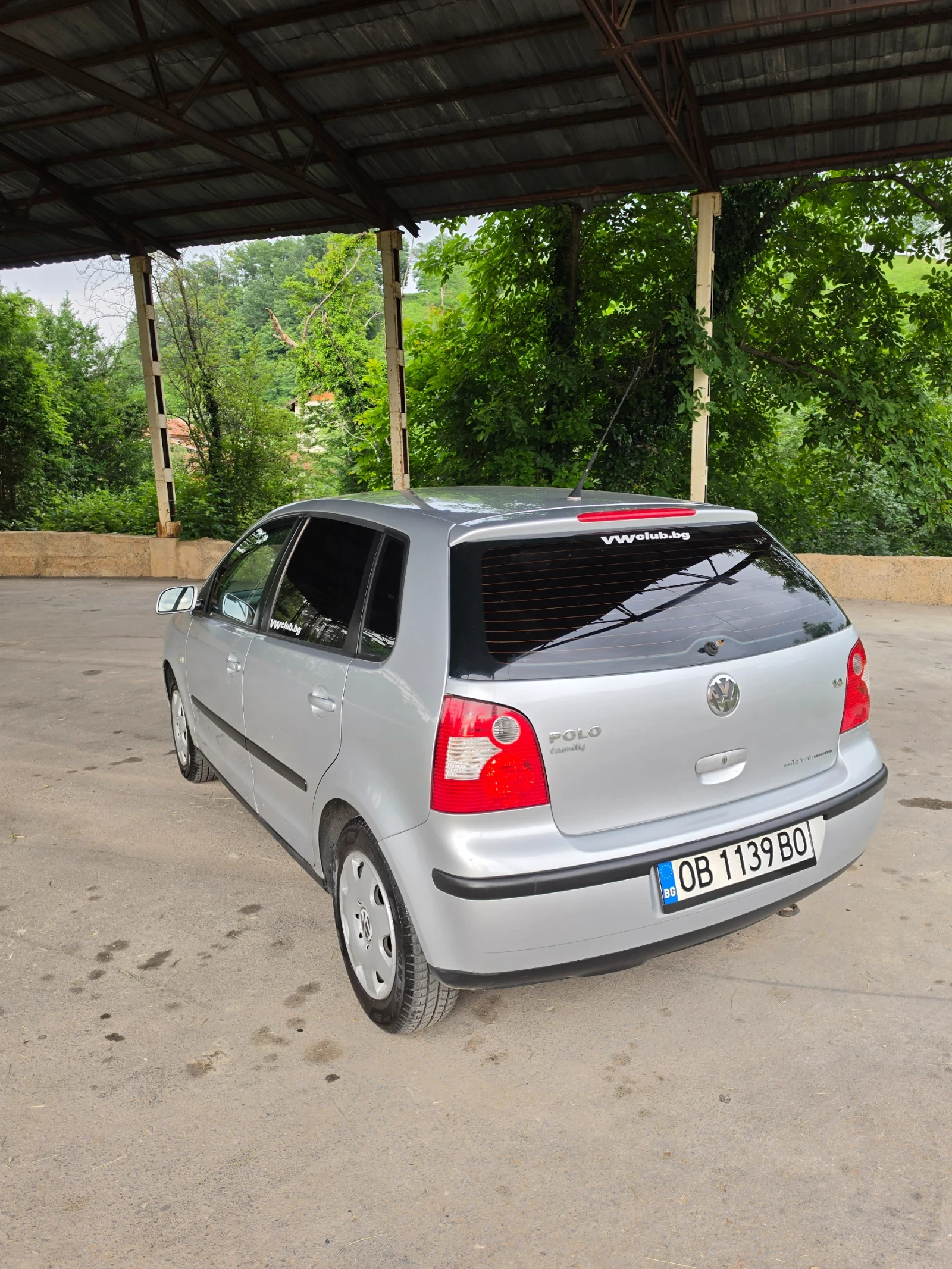 VW Polo 1.4 75 avtomat , снимка 9 - Автомобили и джипове - 54729609