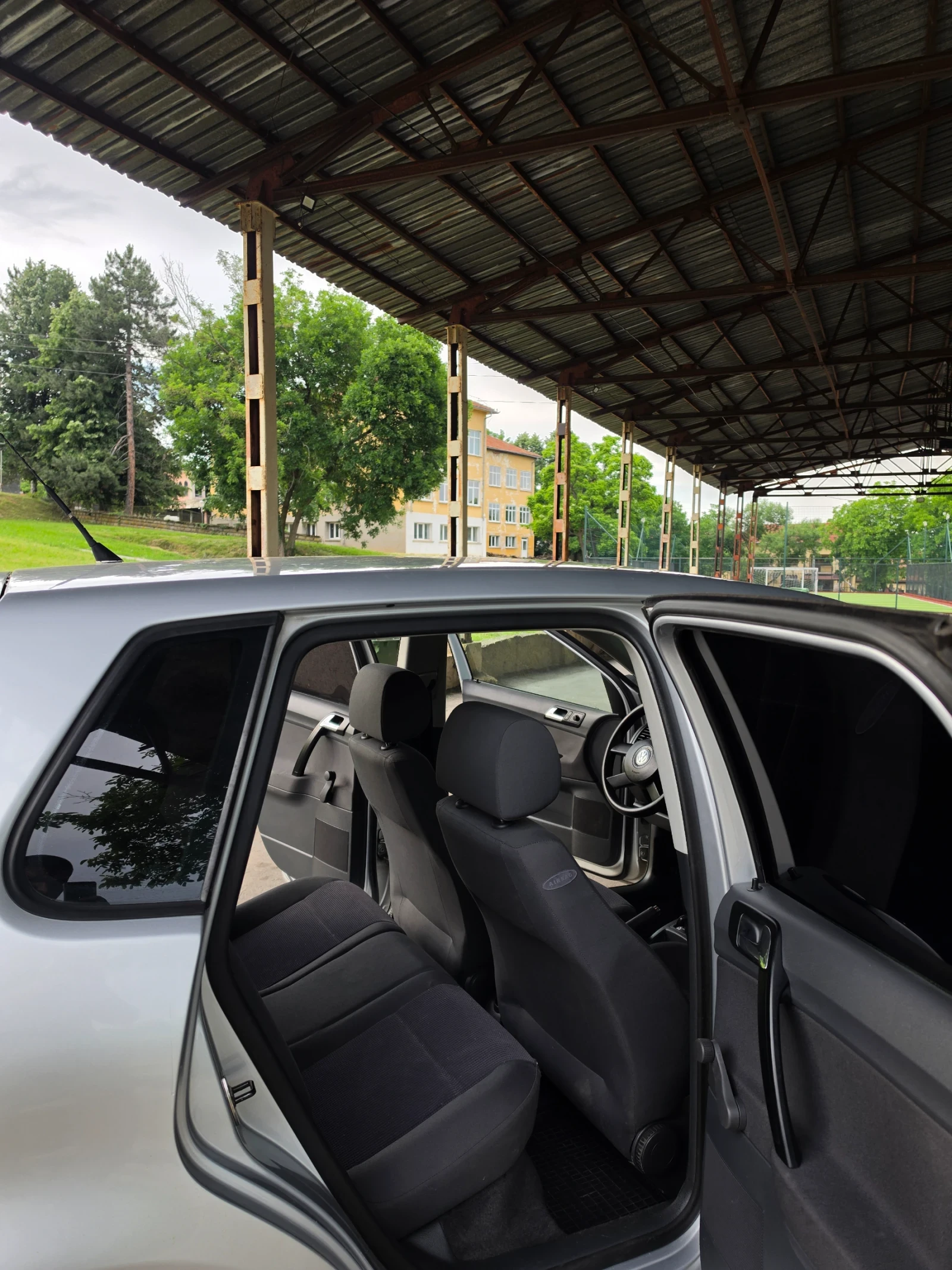 VW Polo 1.4 75 avtomat , снимка 14 - Автомобили и джипове - 54729609