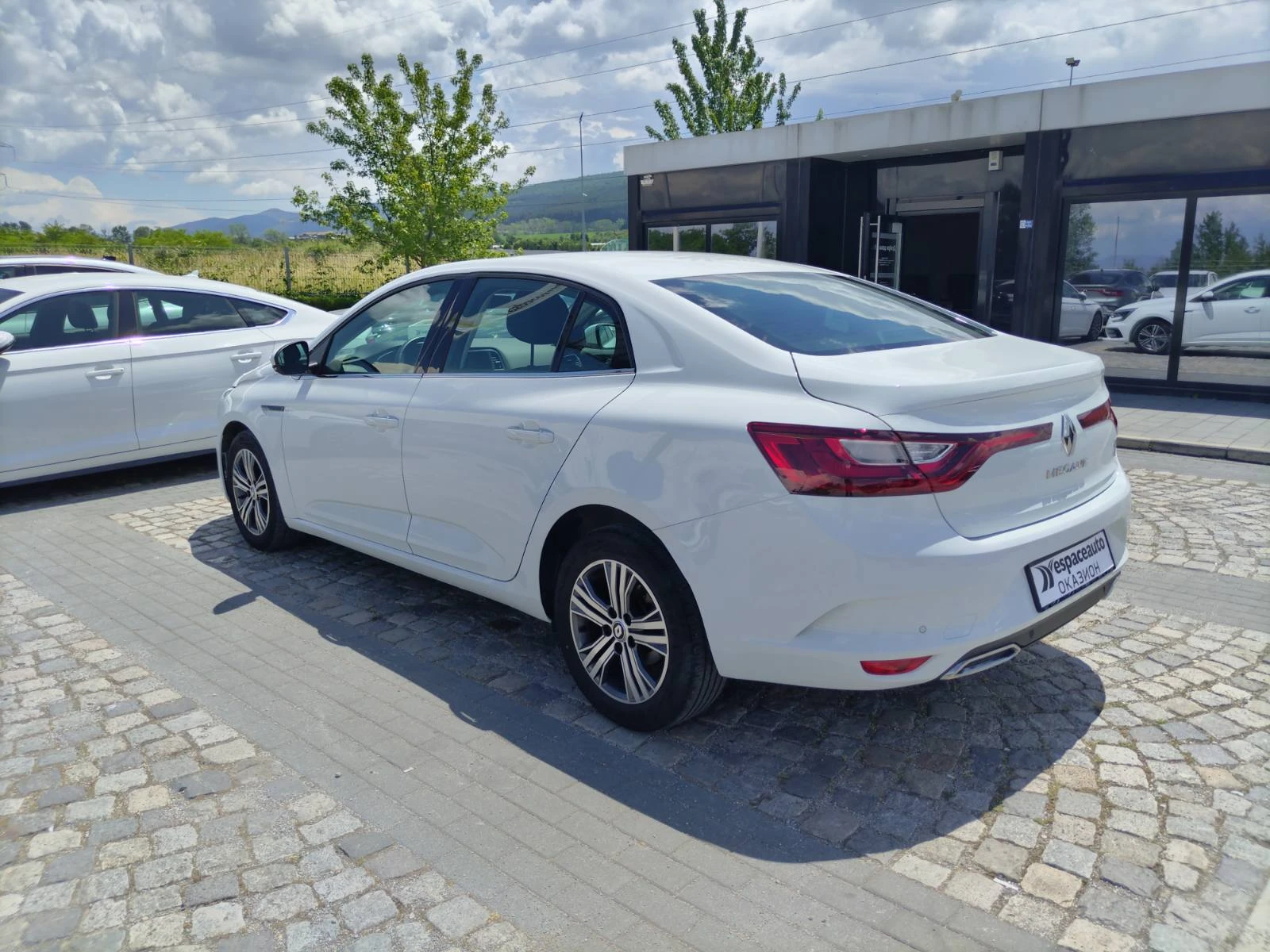 Renault Megane 1.3Tce/ 140к.с., снимка 6 - Автомобили и джипове - 54953287