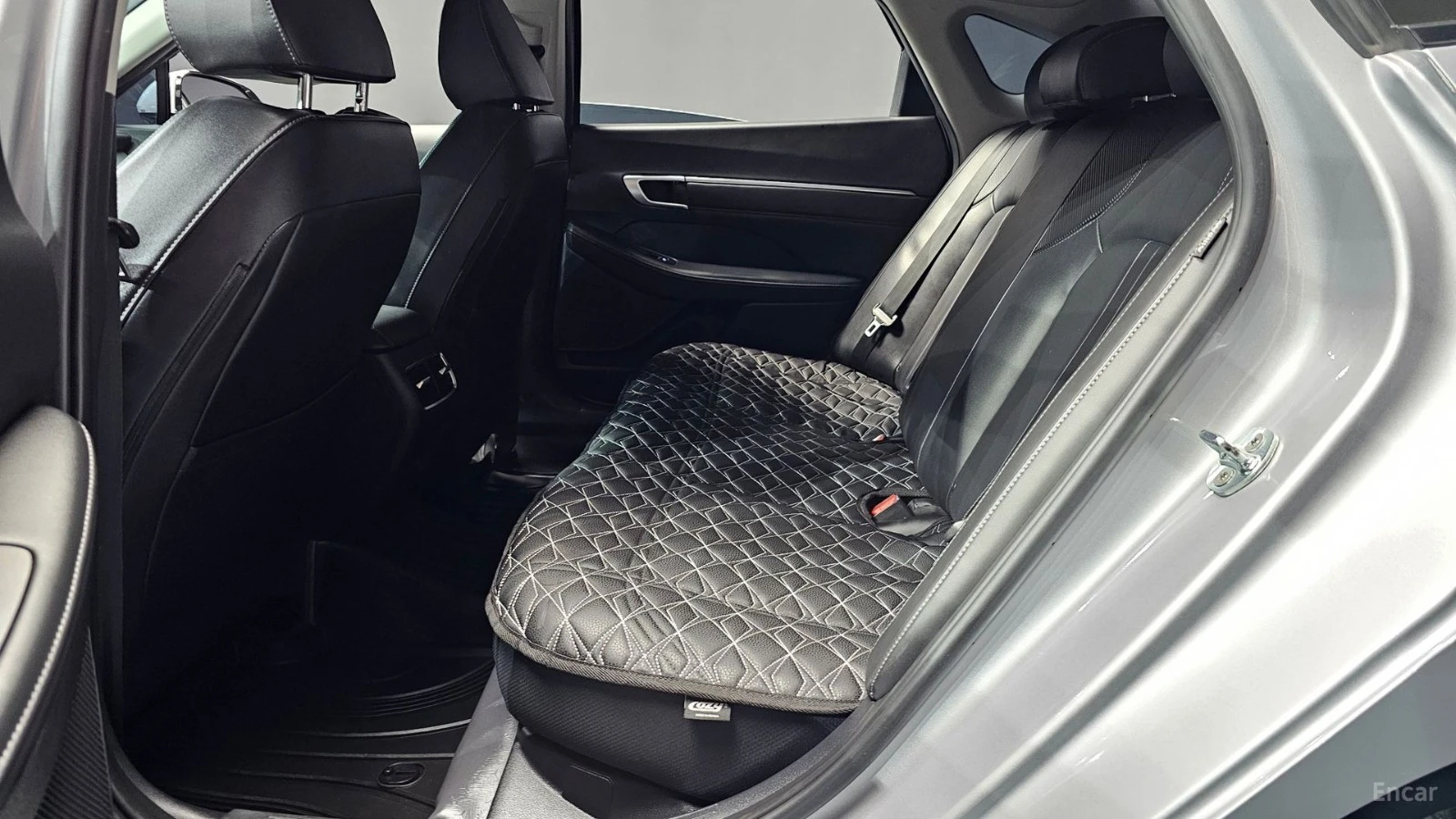 Hyundai Sonata * ПАНО* KEYLESS* Camera* ПОДГРЕВ* , снимка 11 - Автомобили и джипове - 55577898