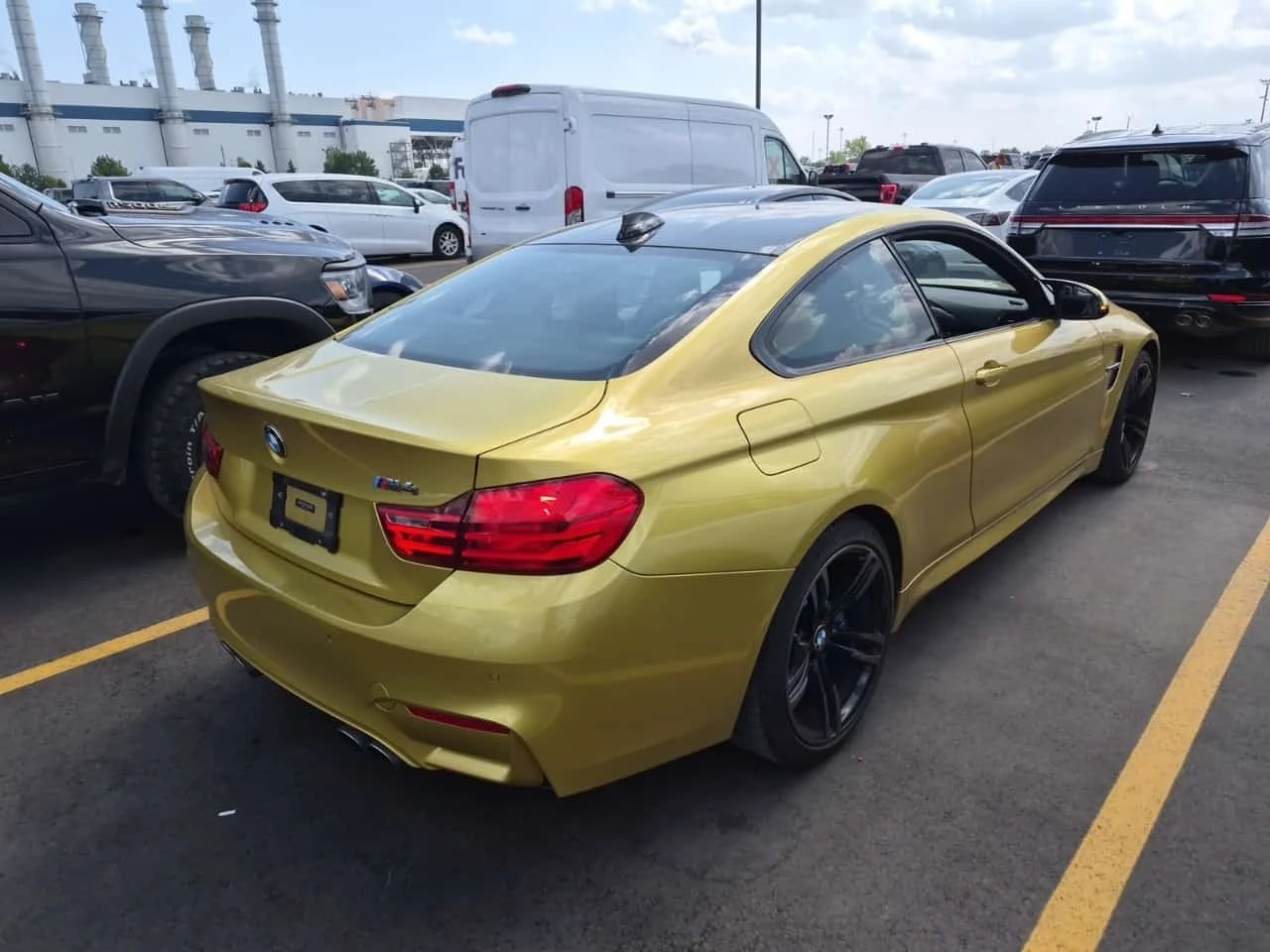 BMW M4 * 2DR CPE * АВТОКРЕДИТ БЕЗ ПЪРВОНАЧАЛНА ВНОСКА* , снимка 3 - Автомобили и джипове - 55767280