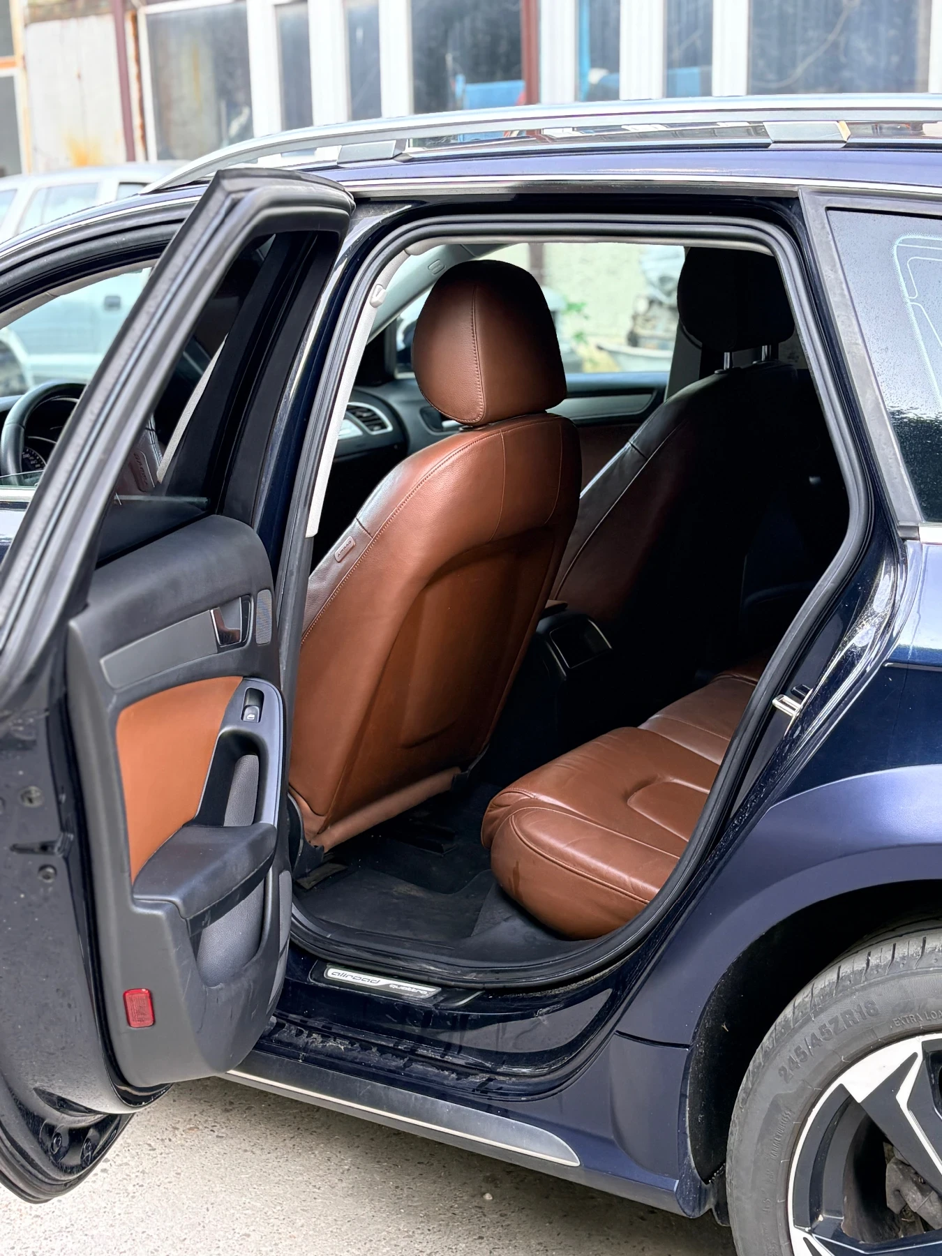 Audi A4 Allroad 3.0 TDI, снимка 8 - Автомобили и джипове - 55775218