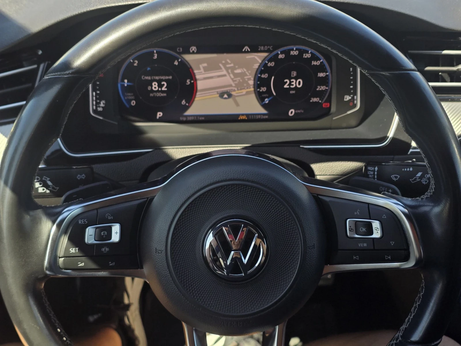 VW Arteon 2.0 TDI Nardo Gray Edition, снимка 16 - Автомобили и джипове - 56109279