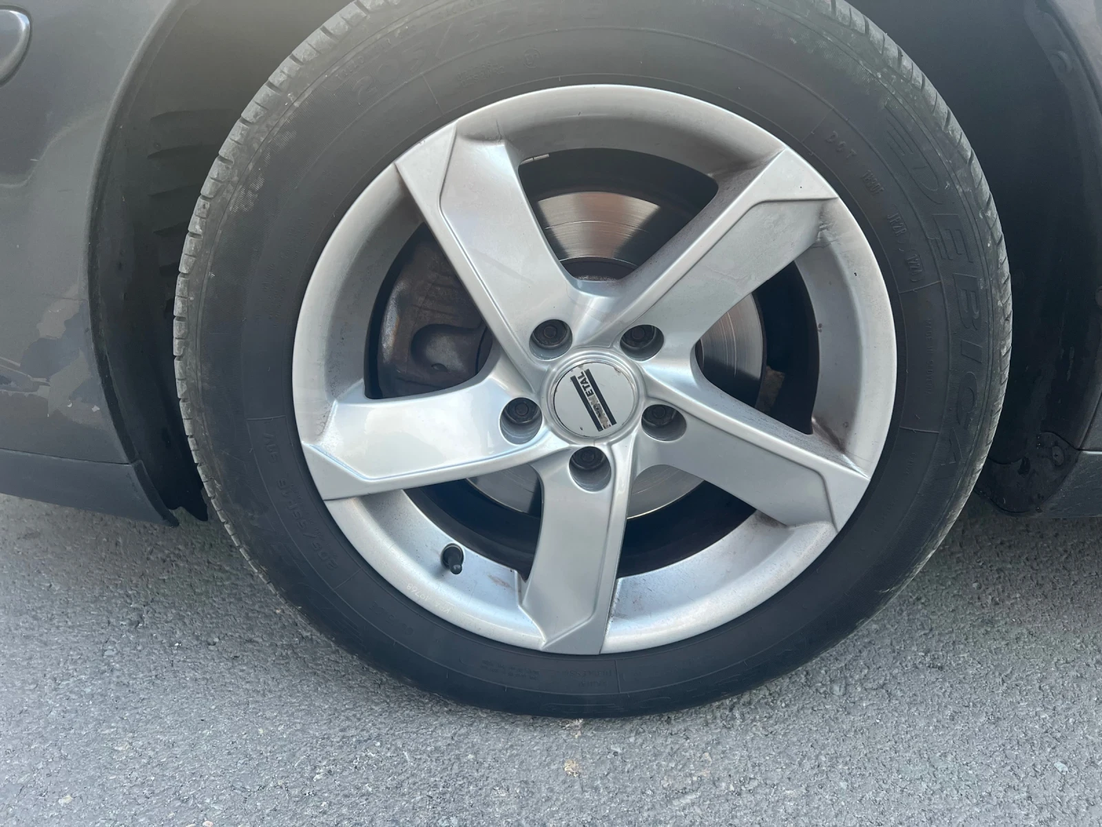 Toyota Avensis D2D, снимка 13 - Автомобили и джипове - 56381017