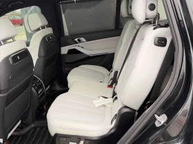 BMW X7 M60i xDrive/CARFAX/DIS/PANO/360 CAM/HUD/H/K - 68500 € / 133974.36 лв. - 29701722 11