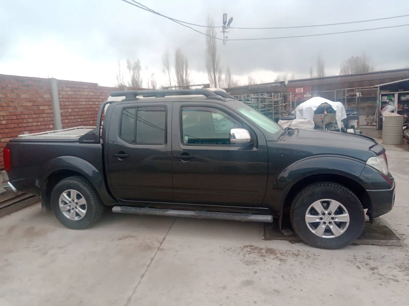 Nissan Navara, снимка 5 - Автомобили и джипове - 46965250