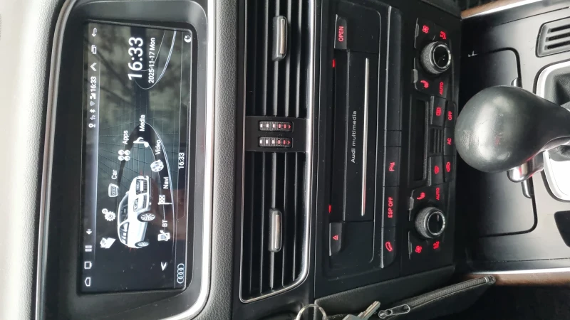 Audi Q5, снимка 16 - Автомобили и джипове - 52852472