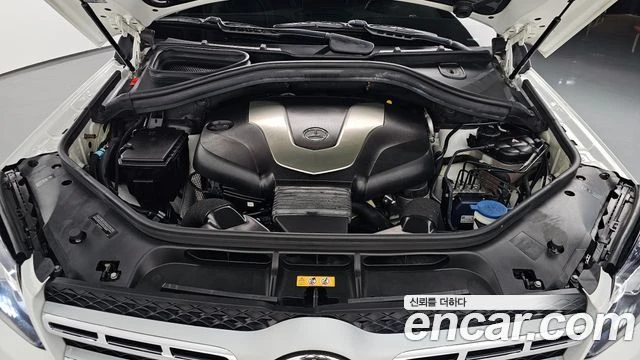 Mercedes-Benz GLS 350, снимка 6 - Автомобили и джипове - 56077588