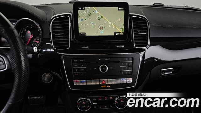 Mercedes-Benz GLS 350, снимка 14 - Автомобили и джипове - 56077588