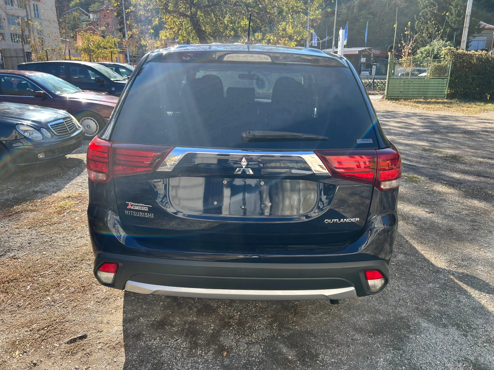 Mitsubishi Outlander 2.4i - изображение 8