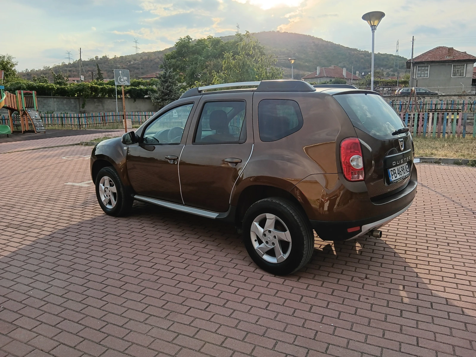 Dacia Duster 1, 6i - изображение 4