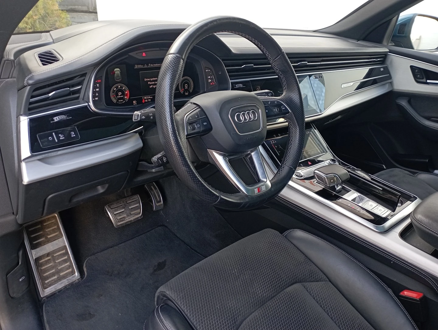 Audi Q8 50 TDI quattro, снимка 6 - Автомобили и джипове - 53896070