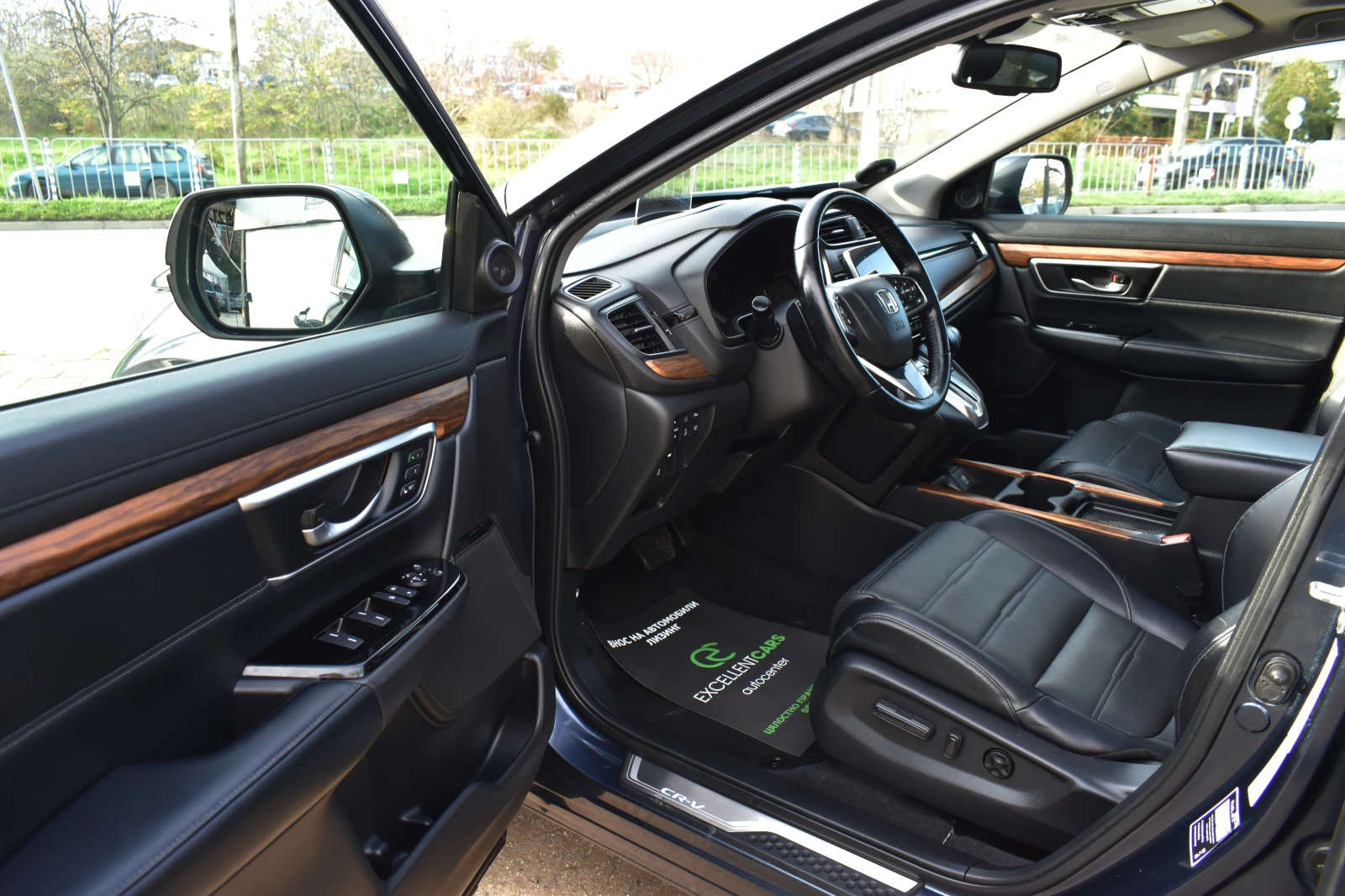 Honda Cr-v 1.5i* AUTOMAT* CROSSLINE* FULL* PANORAMA* HEAD-UP* - изображение 9