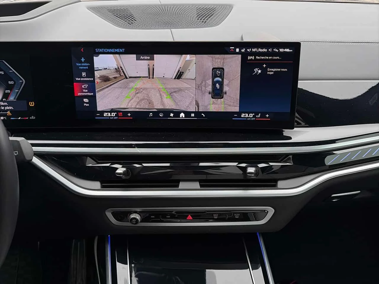 BMW X7 M60i xDrive/CARFAX/DIS/PANO/360 CAM/HUD/H/K, снимка 9 - Автомобили и джипове - 53831474