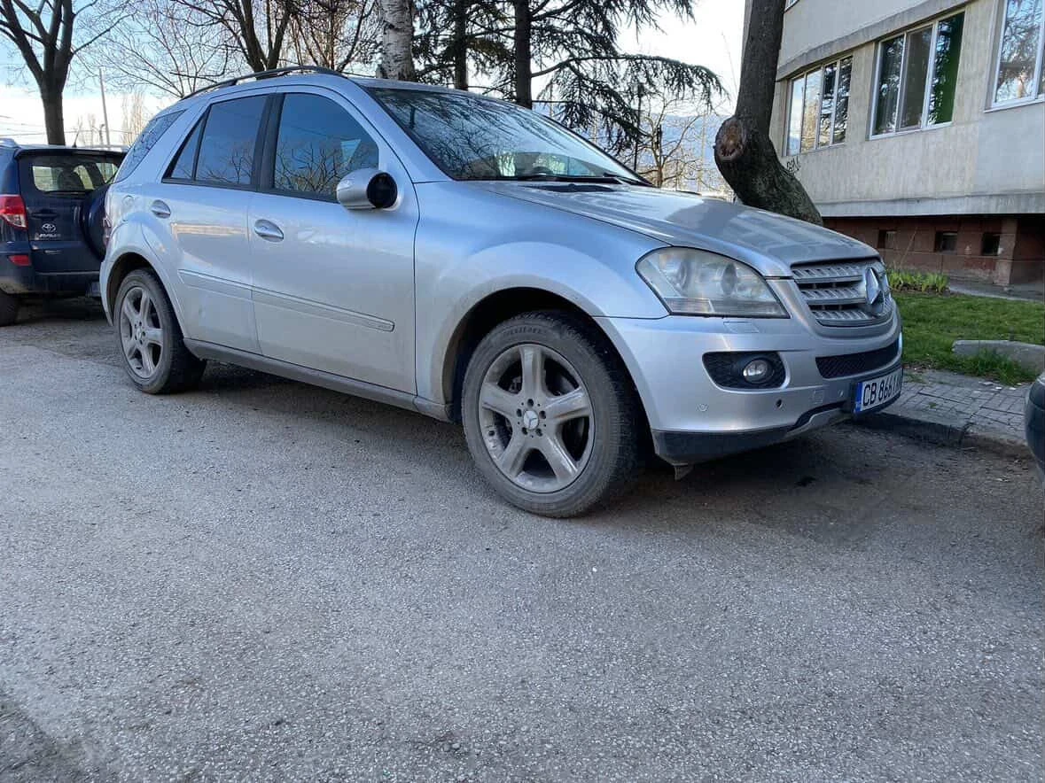 Mercedes-Benz ML 320, снимка 2 - Автомобили и джипове - 54098050