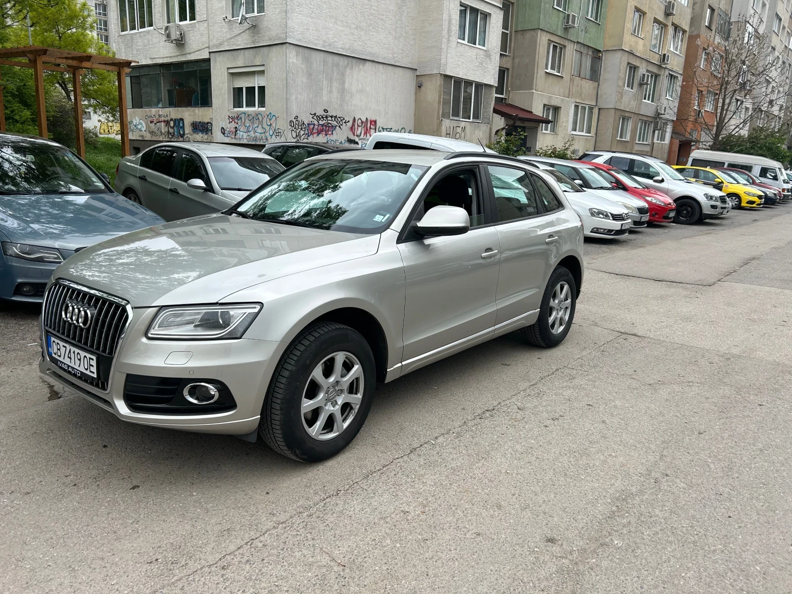 Audi Q5 2.0 TDI, снимка 6 - Автомобили и джипове - 54399455