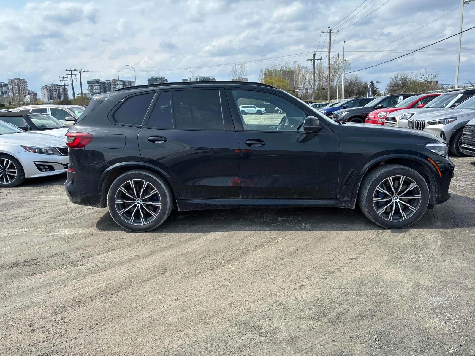 BMW X5 xDrive40i * CARFAX * АВТО КРЕДИТ * Цена до БГ * , снимка 4 - Автомобили и джипове - 54556513