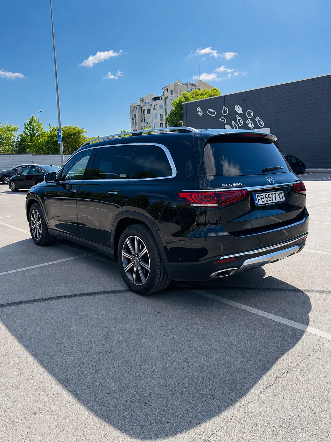 Mercedes-Benz GLS580 4M* DISTRONIK* Burmester* EQ BOOST* , снимка 5 - Автомобили и джипове - 54572196