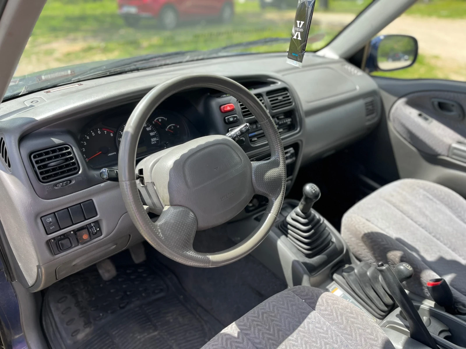 Suzuki Grand vitara 2.5 V6, снимка 5 - Автомобили и джипове - 54582099