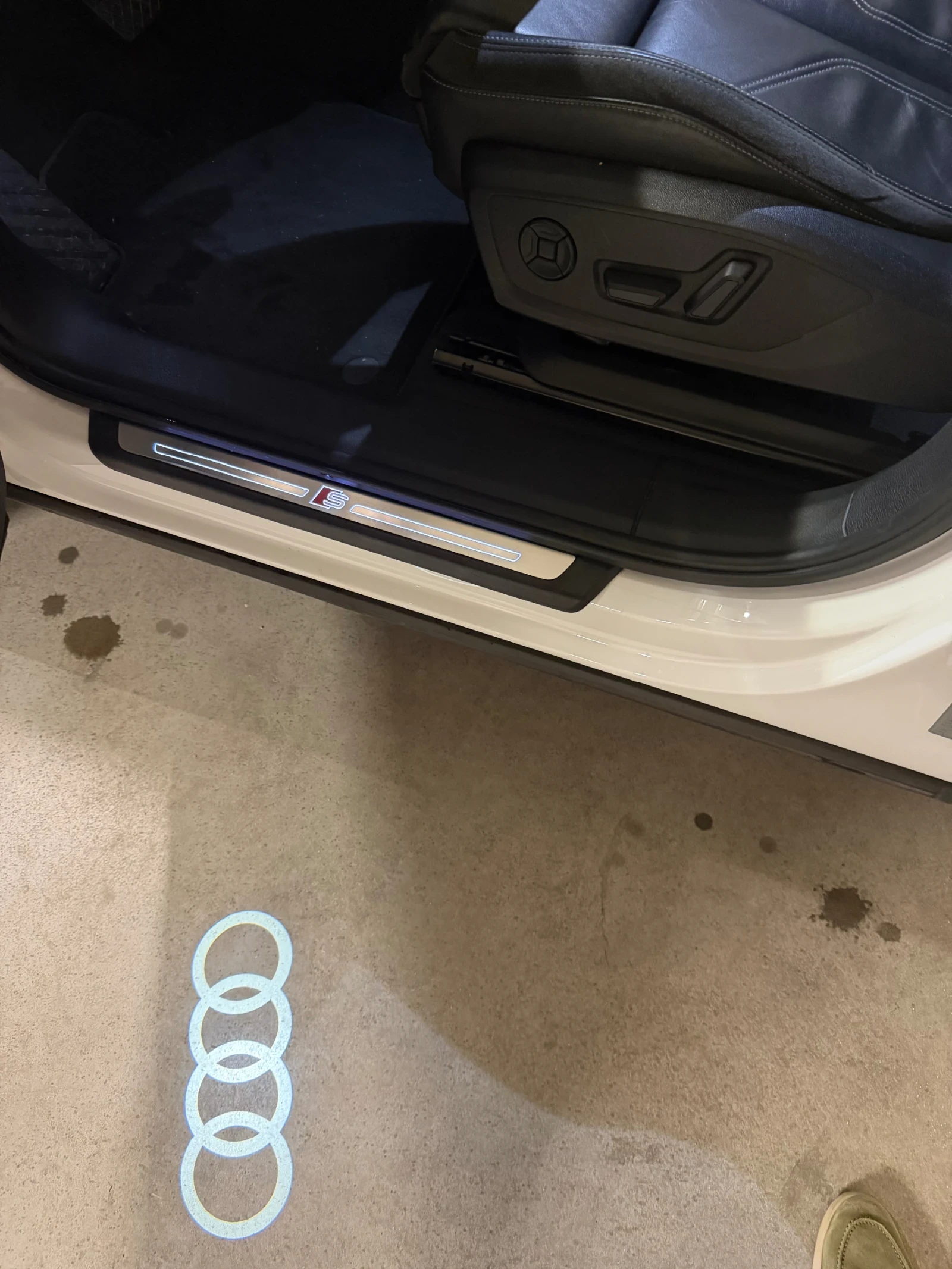 Audi Q3 45TFSI Quattro S-line Virtual Black Optic, снимка 16 - Автомобили и джипове - 54610605