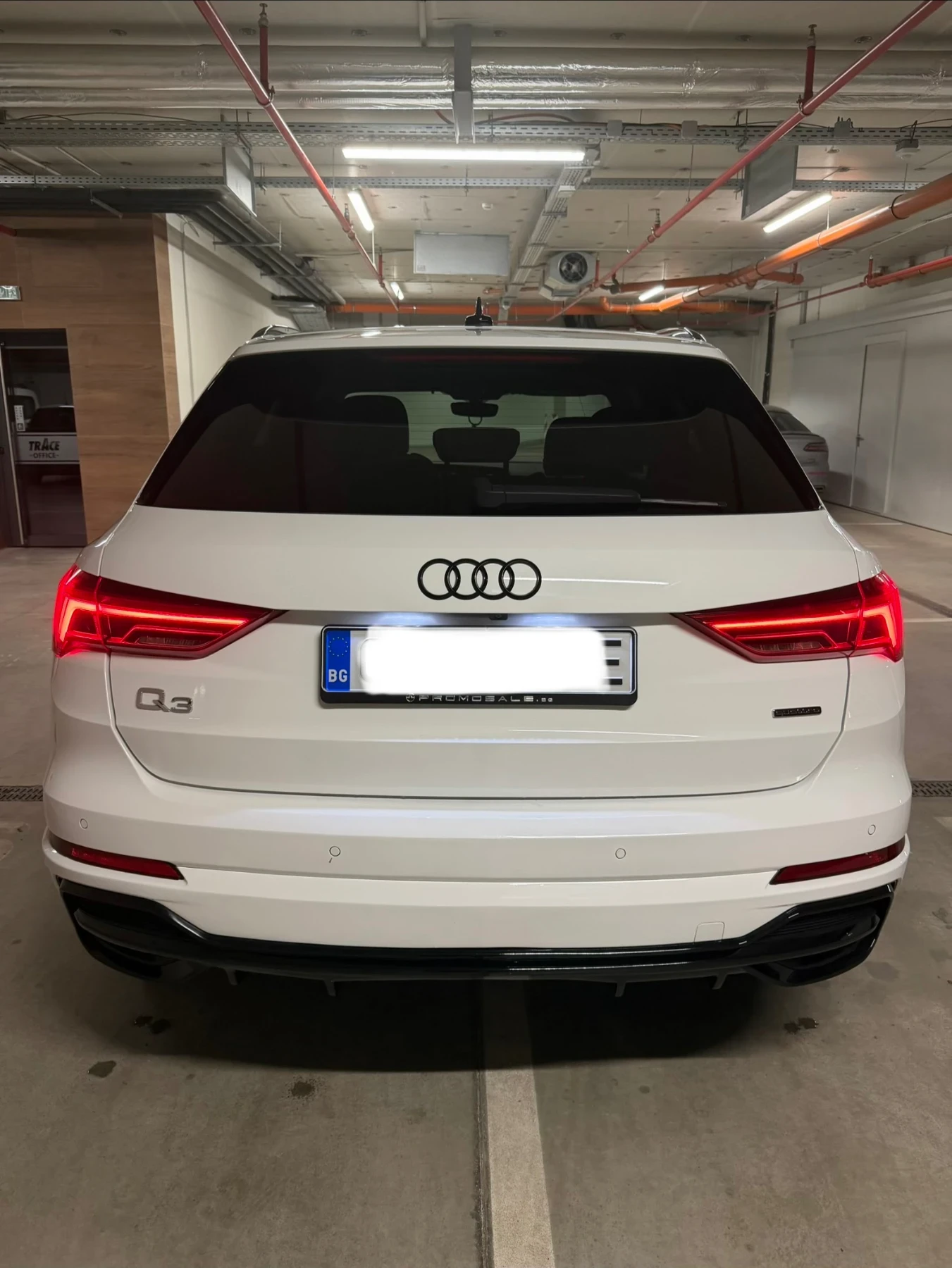Audi Q3 45TFSI Quattro S-line Virtual Black Optic, снимка 4 - Автомобили и джипове - 54610605