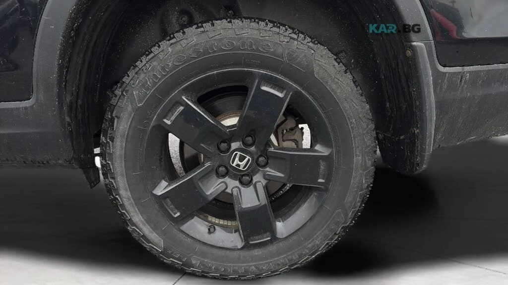 Honda Ridgeline Black Edition * AWD * АвтоКредит* (ЦЕНА ДО БГ), снимка 8 - Автомобили и джипове - 54642850