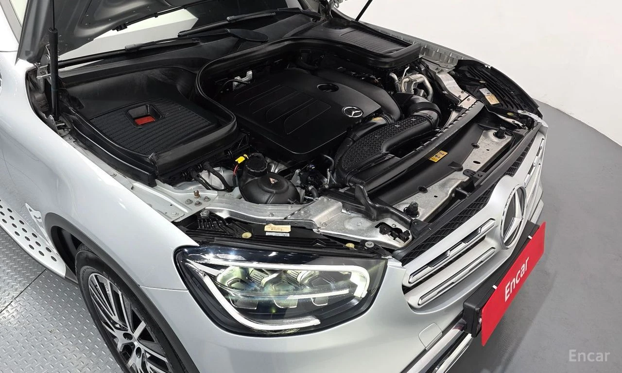 Mercedes-Benz GLC 300 4MATIC* ПОДГРЕВ* КАМЕРА* HUD* SUNROOF* , снимка 14 - Автомобили и джипове - 54996430