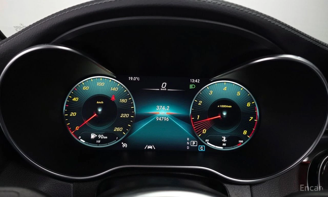 Mercedes-Benz GLC 300 4MATIC* ПОДГРЕВ* КАМЕРА* HUD* SUNROOF* , снимка 6 - Автомобили и джипове - 54996430