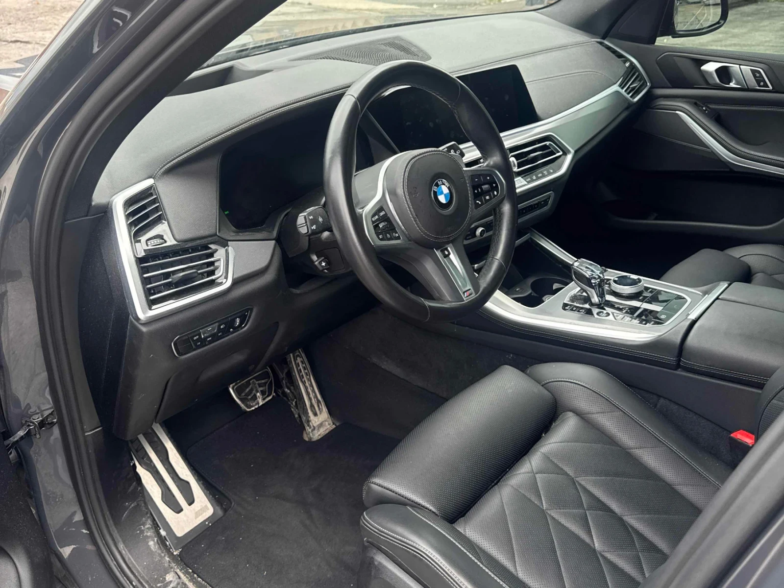 BMW X5 SWAROVSKI * ПОДГРЕВ * ПАНОРАМА * 360CAM, снимка 6 - Автомобили и джипове - 55071545