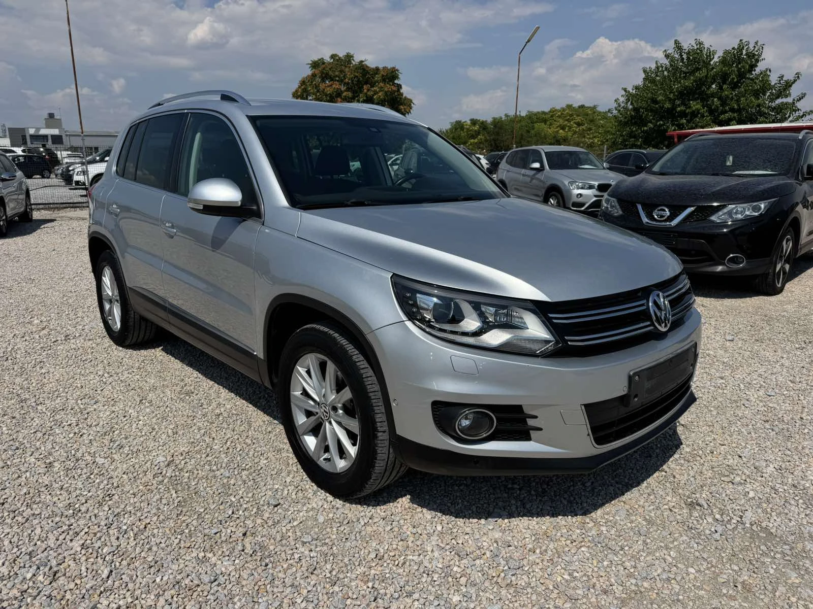 VW Tiguan 2.0TDI 4MOTION, снимка 3 - Автомобили и джипове - 55586799