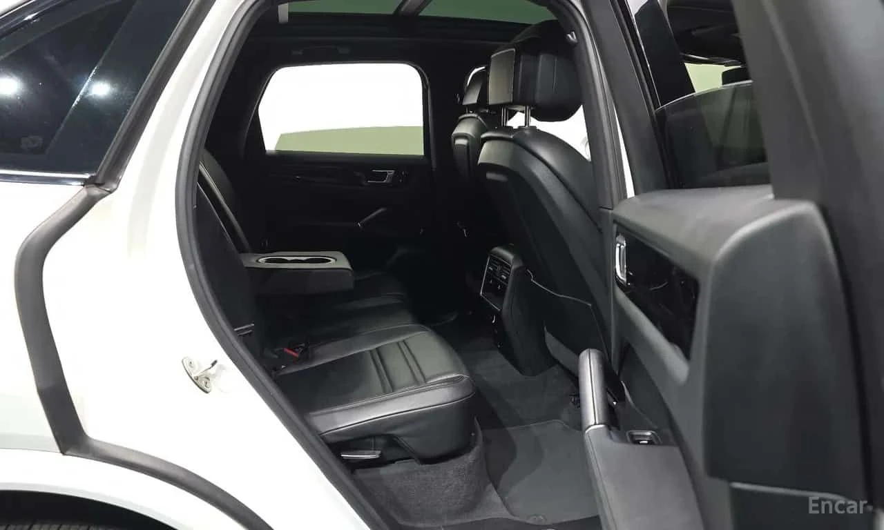 Porsche Cayenne * 3.0 * ЦЕНА ДО БГ, снимка 12 - Автомобили и джипове - 55629247