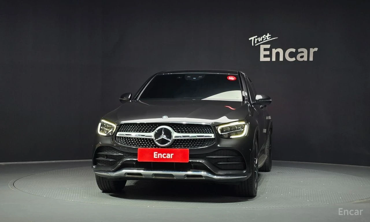 Mercedes-Benz GLC 300 AMG* LINE* BURMESTER* ХЕДЪП* 360КАМЕРА* LANE* ASSI, снимка 3 - Автомобили и джипове - 55727121