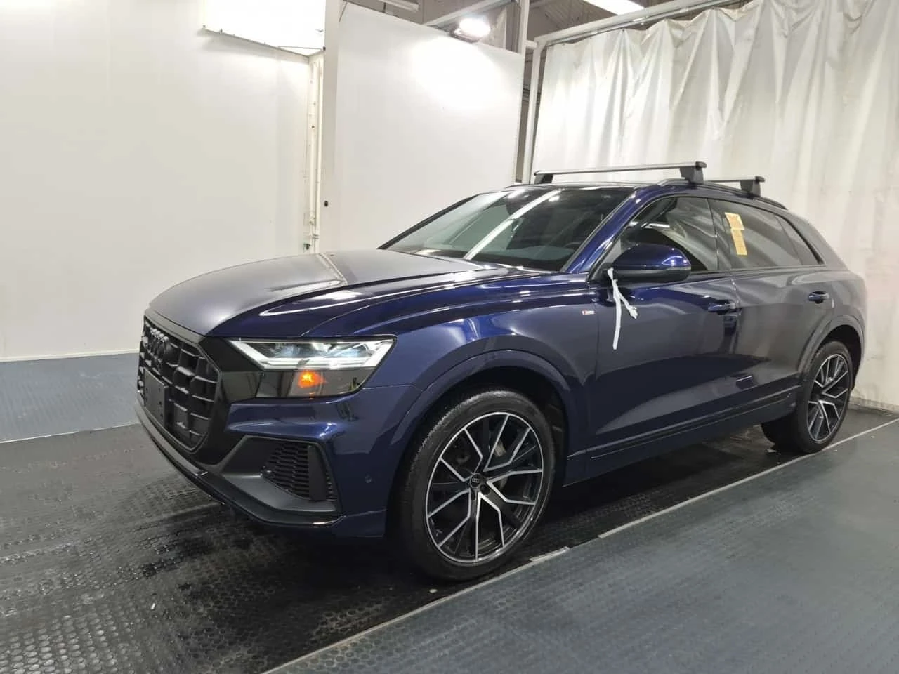 Audi Q8 * S-Line * CARFAX * Един собственик * От VW * 