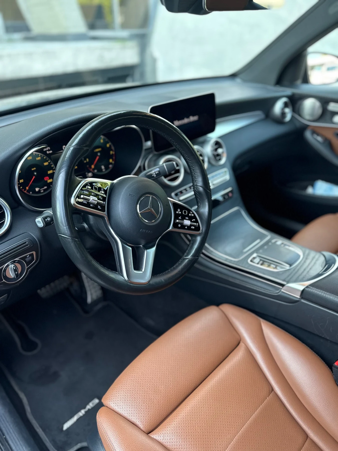 Mercedes-Benz GLC 300, снимка 12 - Автомобили и джипове - 55911625