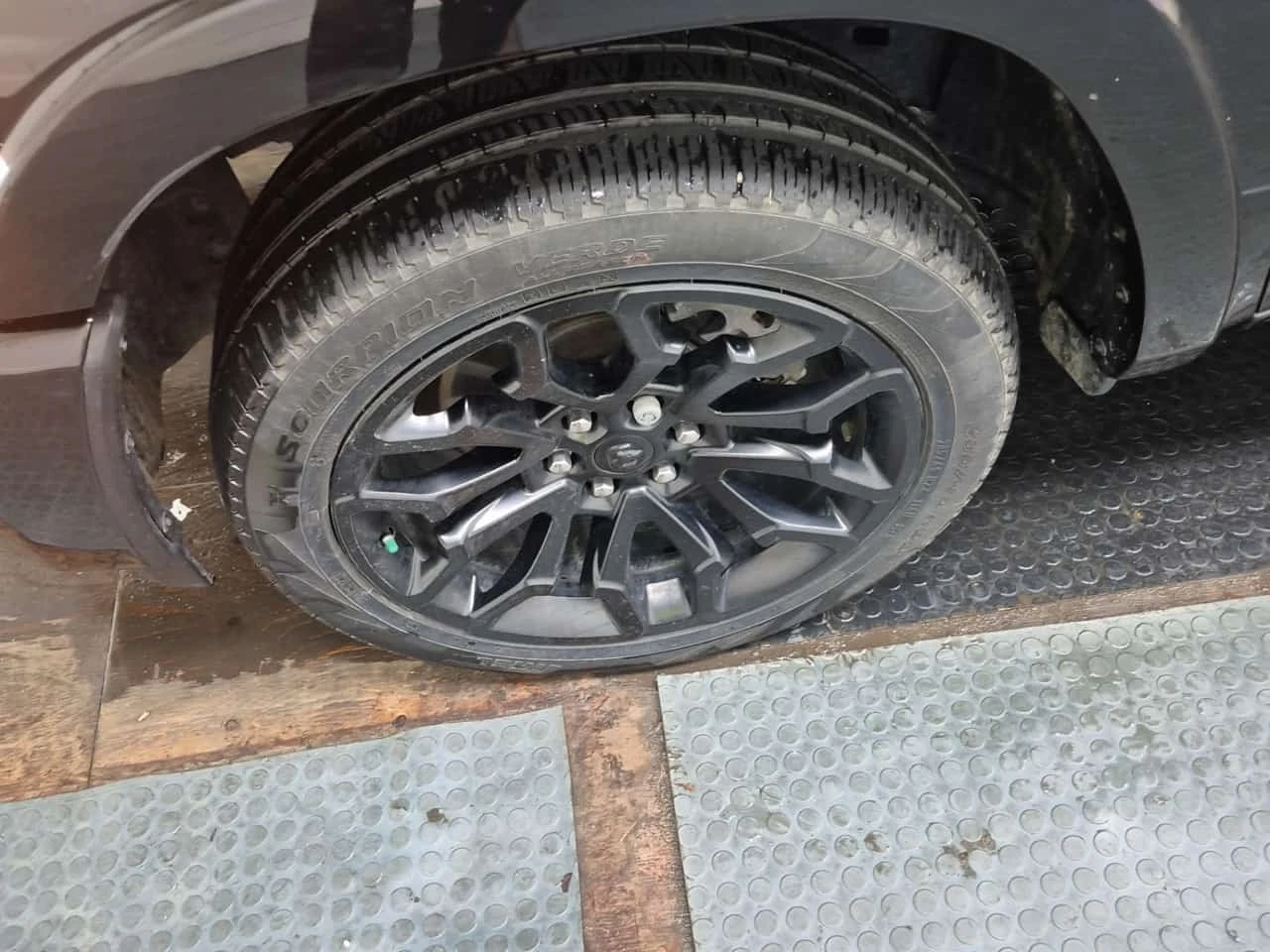 Dodge RAM 1500  Limited / 360 / HUD / ��������� / Carfax  | Mobile.bg � ����������� 4