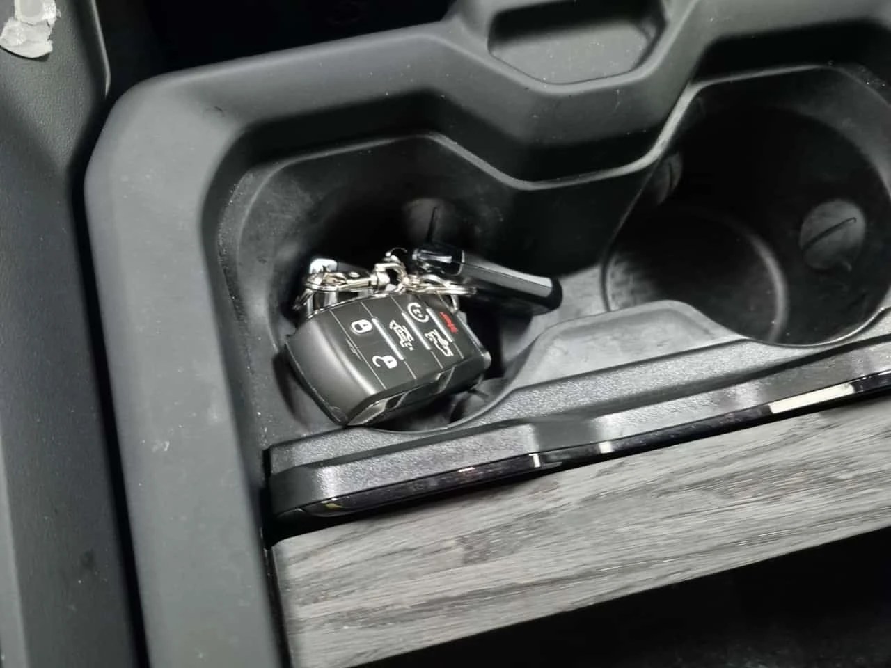 Dodge RAM 1500  Limited / 360 / HUD / ��������� / Carfax  | Mobile.bg � ����������� 8