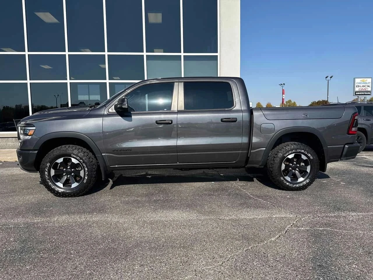 Dodge RAM 1500, снимка 2 - Автомобили и джипове - 56739794